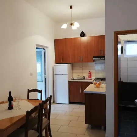 Snjezana Apartment