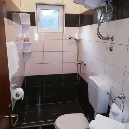 Snjezana Apartment *